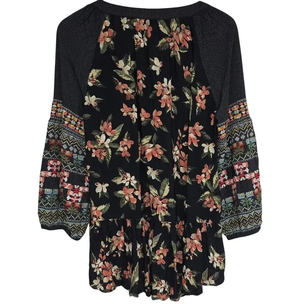 John Mark Sz M BOHO Grunge Goth Embroidered Tassels Black Dark Moody Floral Top - Picture 2 of 12